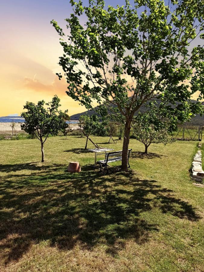 Kite Beach HouseLefkáda エクステリア 写真